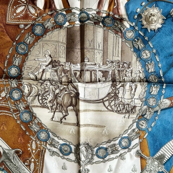 HERMES “Napoleon” 100% Silk Brown Blue & Cream Bumblebee Square Scarf Carre 90 - Picture 6 of 13